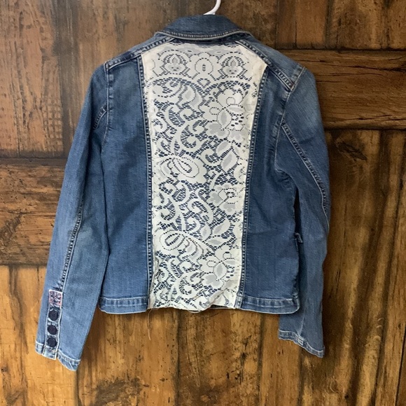 Gap Jean Jacket size 6 - Picture 2 of 4
